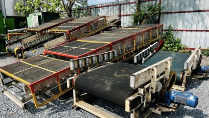สายพานลำเลียง(CONVEYOR) รุ่นงานหนัก (เดิมใช้ในอุตสาหกรรมโรงงานยาง) โครงสร้างแข็งแรง ระบบเกียร์ขับเคลื่อนมีเบรคในตัว / ไฟ 380V