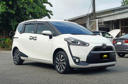 TOYOTA SIENTA V 1.5AT 2017