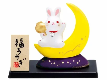 กระต่ายถือค้อนทองเรียกทรัพย์ ประดับคริสตัล พร้อมฐานรอง