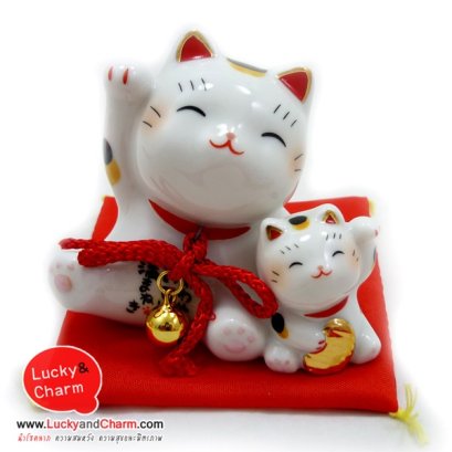 แมวกวักแม่ลูก ลูกถือเหรียญทอง ได้ทั้งกวักซ้ายและขวา แมว 3 สีเป็็นแมวมงคล 7  CM