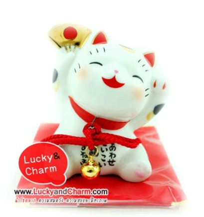 Maneki Neko แมวกวัก 3 สีถือพัด ขนาด 8 cm