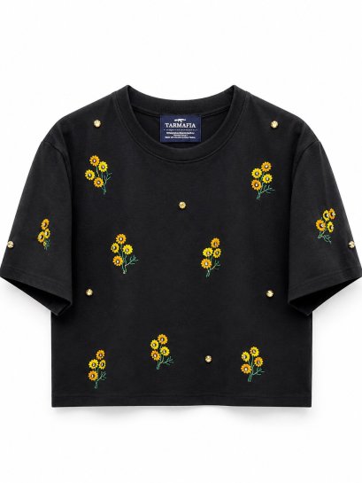 Midnight Blossom golden bloom