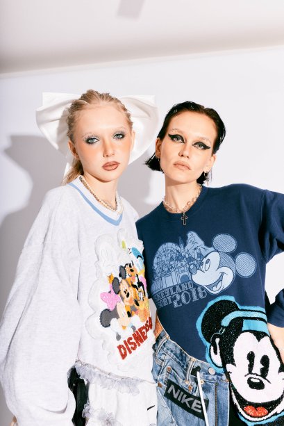 DISNEY REWORK SWEATER NAVY