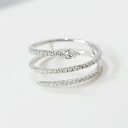 Ring 18K  White gold with Round Diamond