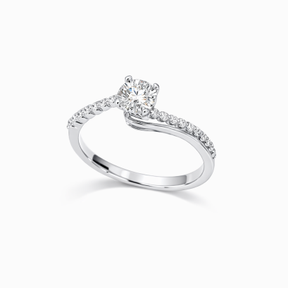 Ring 18K  white gold with Round  Diamond
