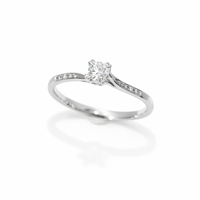 Ring 18K  White gold with Round Diamond