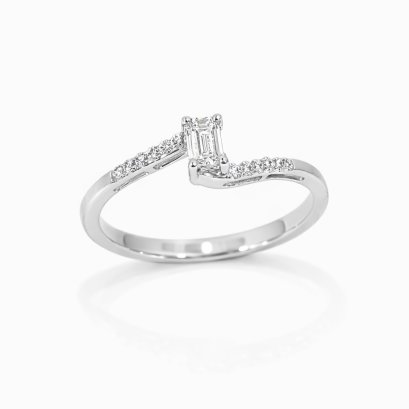 Ring 18K  White gold with Round & Baguette Diamond