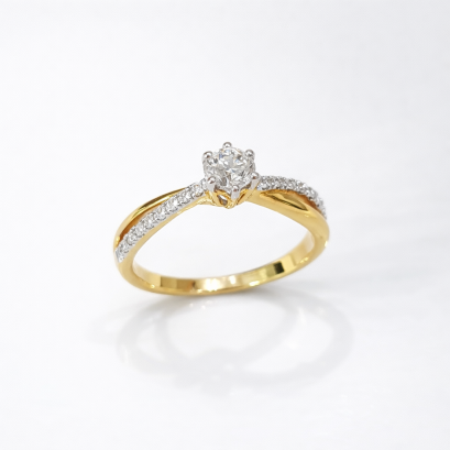 แหวน 18K yellow Gold with Round Diamond