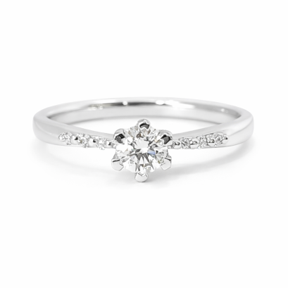 Ring 18K  white gold with Round  Diamond