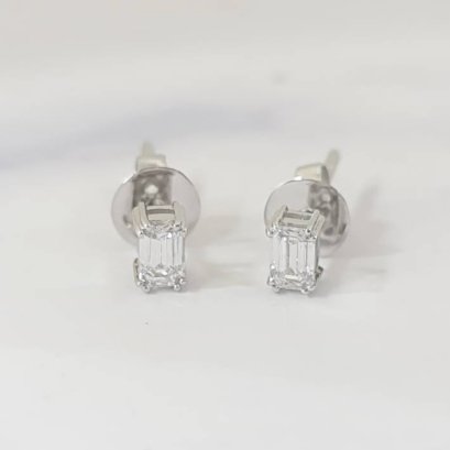 Earrings 18K  White gold with Round Diamond