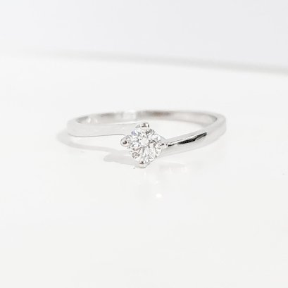 Ring 18K  White gold with Round Diamond