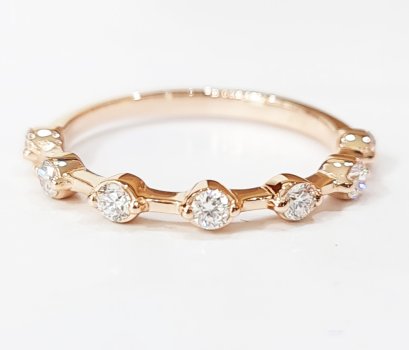 Ring 18K  Rose gold with Round Diamond