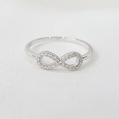 Ring 18K  White gold with Round Diamond