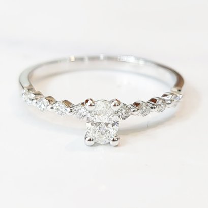 Ring 18K  White gold with Round Diamond