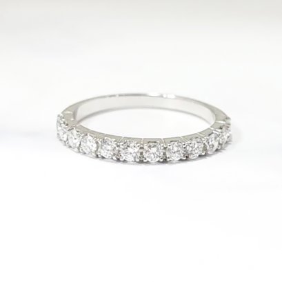 Ring 18K  White gold with Round Diamond