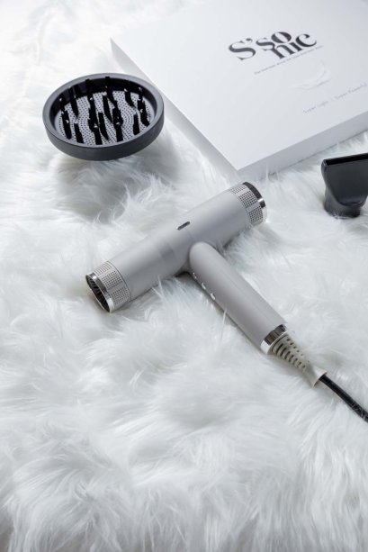 S&#039;sonic hair dryer