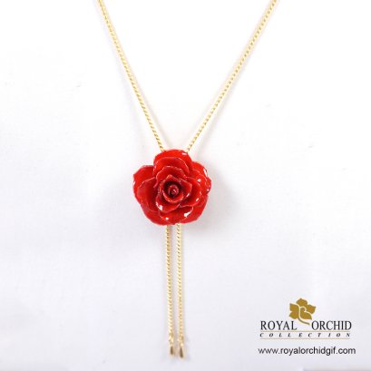 สร้อยคอทองปรับระดับได้ดอกกุหลาบสีแดง / Red Rose on Adjustable Necklace