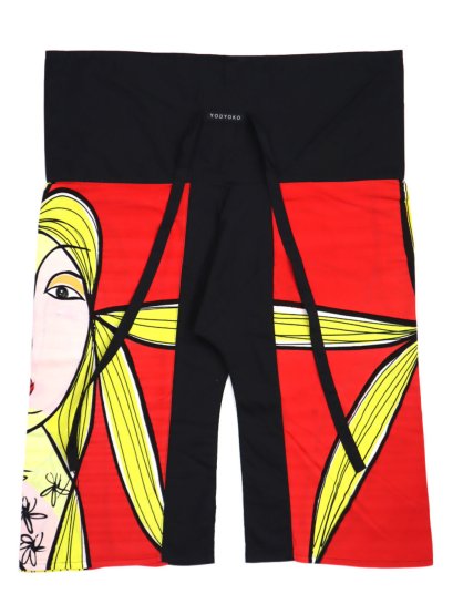 กางเกงเลสีแดง : ลายผู้หญิงผมสีเหลืองบนพื้นหลังสีแดง