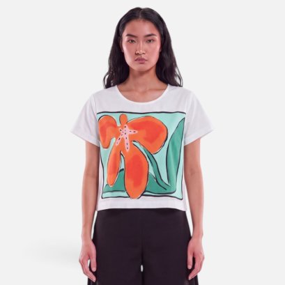 Woman Crop Blouse - White : Radiant Bloom in Mint Solitude