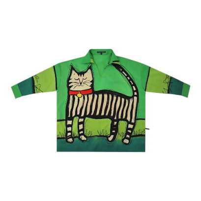เสื้อเชิ้ตแขนยาวผู้หญิง - สีเขียว : ลายแมวปลอกคอแดงบนสนามหญ้าเขียวสด
