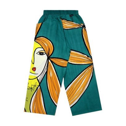 Woman Relax Pants - Green : Woman Elegance with Yellow Hair