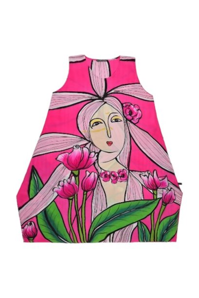 เดรสสีชมพู : ลายผู้หญิงกับดอกไม้สีชมพู