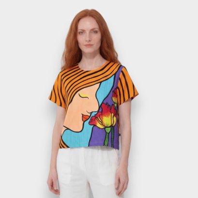 เสื้อครอปผู้หญิง - สีส้ม : ลายผู้หญิงผมสีส้มกับดอกลิลลี่