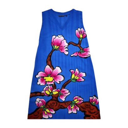 เดรสผู้หญิงแขนกุด - สีน้ำเงิน : ลายดอกซากุระสีชมพูบานสะพรั่ง