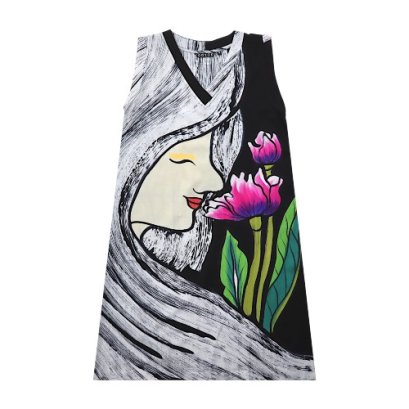 เดรสผู้หญิงแขนกุด  - สีดำ : ลายทิวลิปในเงาใจ