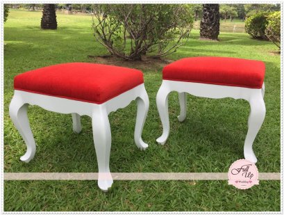 เก้าอี้สตูลขาสิงห์ สีขาวสไตล์วินเทจ