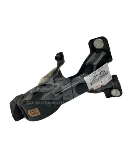 INSULATOR, ENGINE MOUNTING, RR