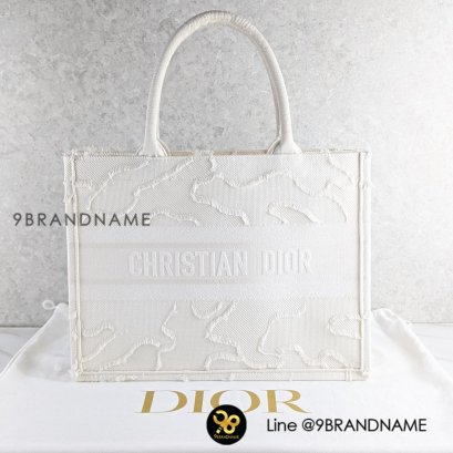 Christian   Dior Medium Dior Book Tote ขาว