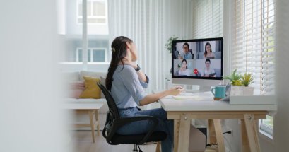 Office Syndrome คือโรคยอดฮิตวัยทำงานที่อาการปวดลามตั้งแต่อวัยวะส่วนคอ บ่า ไปจนถึงสะบัก