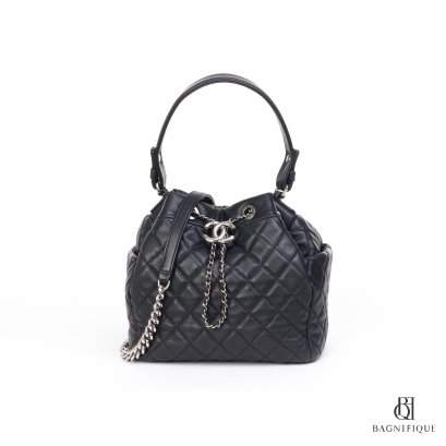 CHANEL BUCKET SMALL BLACK CALF SHW