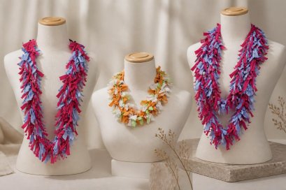 Kalung Kain with Fabric Manupaltion