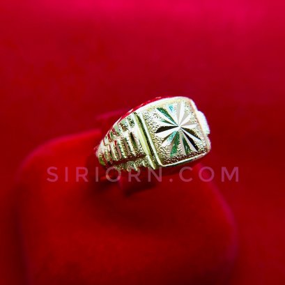 แหวนทองคำแท้ 96.5%ลายหัวโปร่งหน้าสี่เหลี่ยมตัดลาย