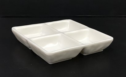 ถ้วยน้ำจิ้ม 4 ช่อง 5.5 นิ้ว