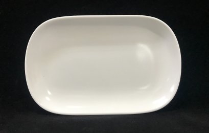 จานเปลสี่เหลี่ยม 8.5 นิ้ว