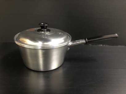 หม้อด้าม ตราจระเข้ ขนาด 18 ซม.