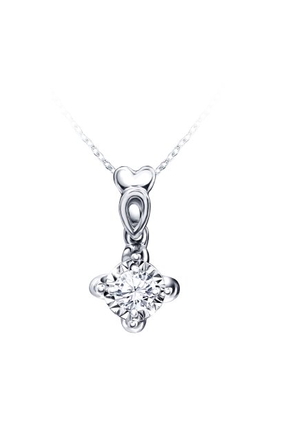 จี้เพชรดิลาวี