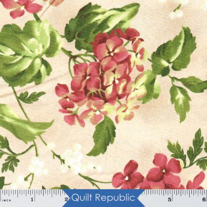 Maywood Studio Lexington Tan Hydrengea &amp; Berries