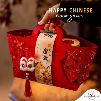 ตะกร้ากระดาษเคลือบเงา พร้อมกระดาษคาดลายน้องม้า 1 ใบ