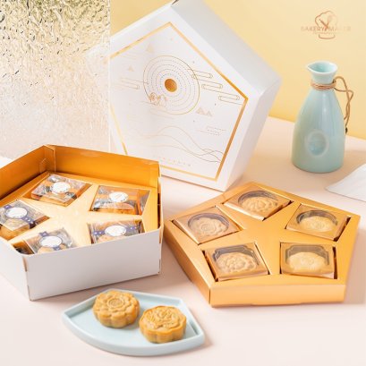 กล่อง 5 เหลี่ยม 2 ชั้น พร้อมถุงหิ้ว 1 ชุด