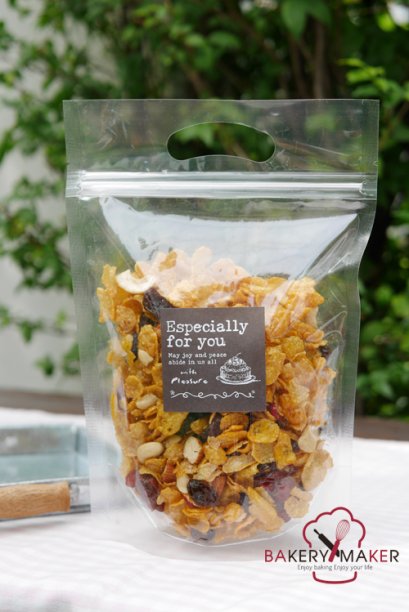 ถุงซิปใส หูหิ้ว 20 ใบ ไม่รวมสติกเกอร์