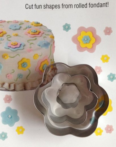 เซ็ทพิมพ์กด รูปดอกไม้ 2 เซ็ท / 3 ขนาด