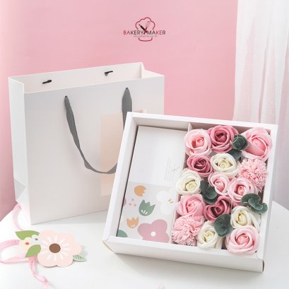 เซ็ทกล่องพร้อมถุงหิ้ว สีขาว 1 ชุด