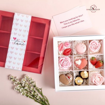 กล่องแข็ง ฝาเลื่อนใส 9 ช่อง, กระดาษคาด Love 1 ใบ