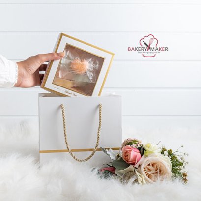 เซ็ทกล่องสีขาวขอบทอง + ถุงหิ้ว 1 ชุด