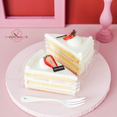 ถาดพลาสติก เค้กชิ้นสามเหลี่ยม 20 ใบ