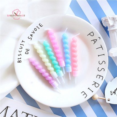 เทียนเกลียว คละสี 6 เล่ม